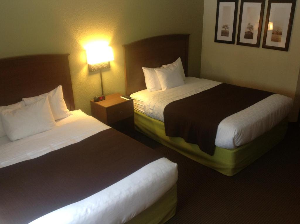 Cobblestone Hotel & Suites - Wisconsin Rapids Room photo